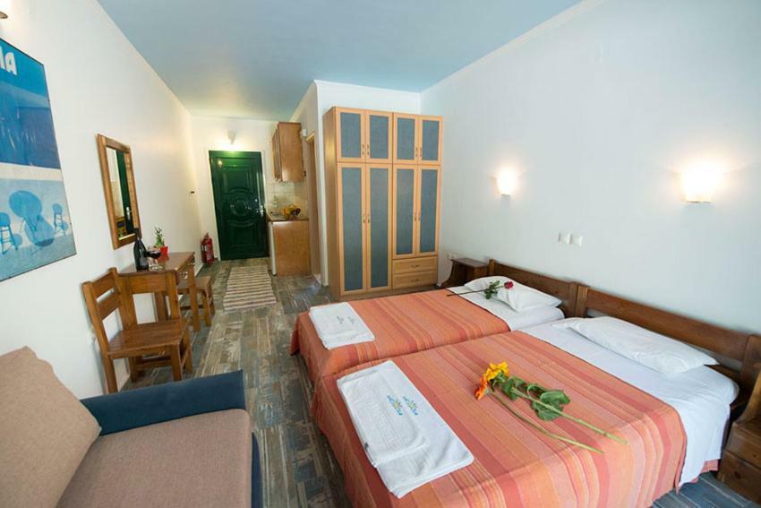 Ilios Hotel & Villas Geni  Exterior photo
