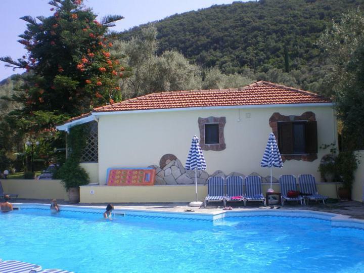 Ilios Hotel & Villas Geni  Exterior photo